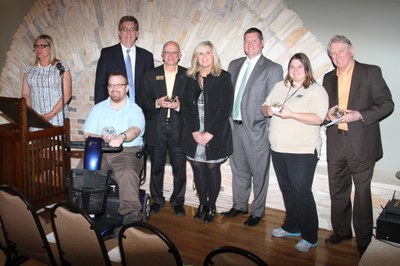 IMG_2971.JPG Recipients of the Neighwoods Award pose for a photograph with Mayor Bennett.